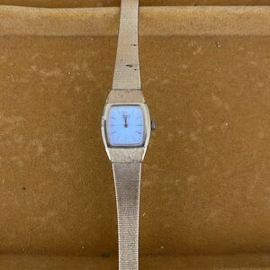 Vintage Seiko Watch Women 16mm Gold Tone Square Dial 2C20-6459 New Battery 6.5"